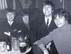 mikecurtisset_beehive